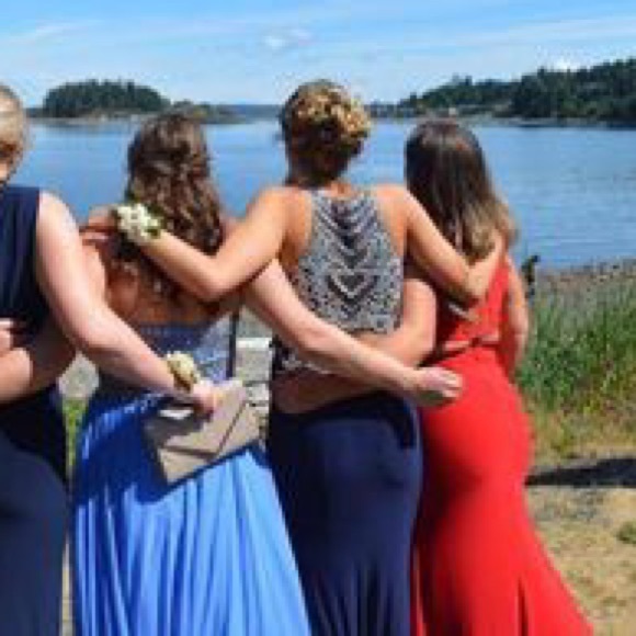 Prom Dress - Picture 3 of 8